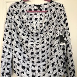 NEW Valette black and white blouse